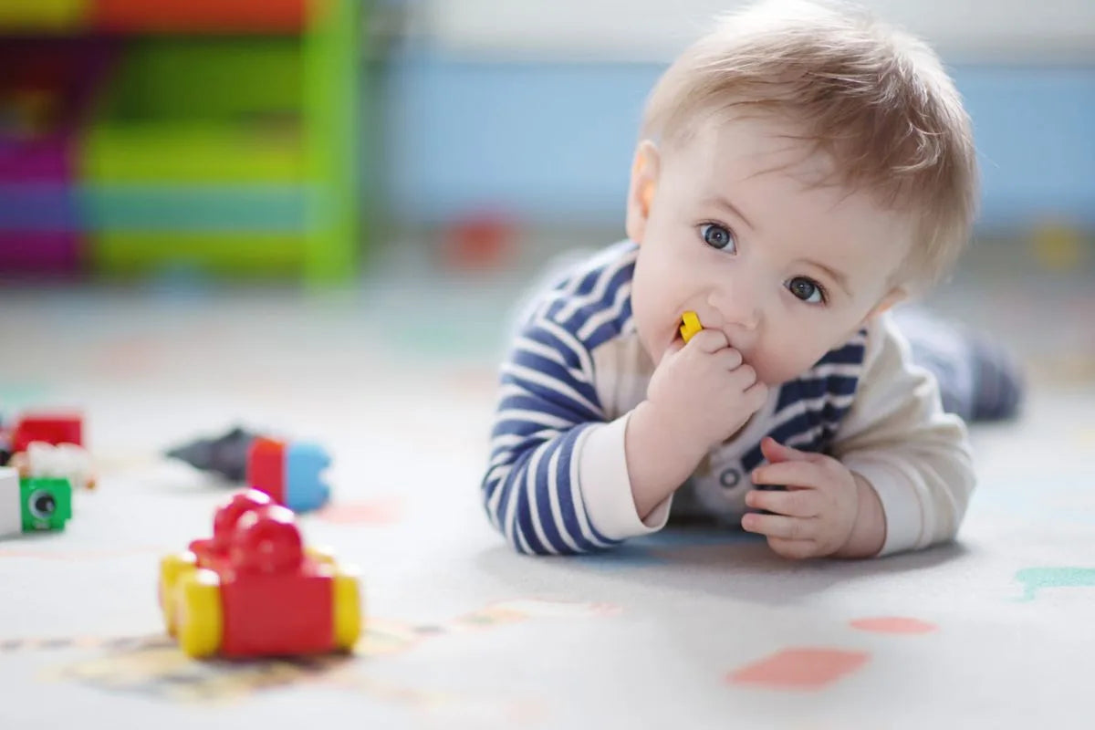 Como Escolher o Brinquedo Ideal para Bebês de 0 a 12 Meses